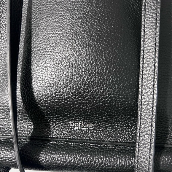 Botkier New York real leather classy backpack dark academia vibes - Picture 5 of 8